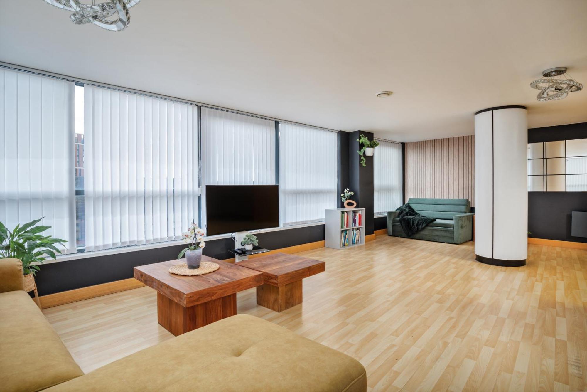Large Central Penthouse In Leeds Лідс Екстер'єр фото
