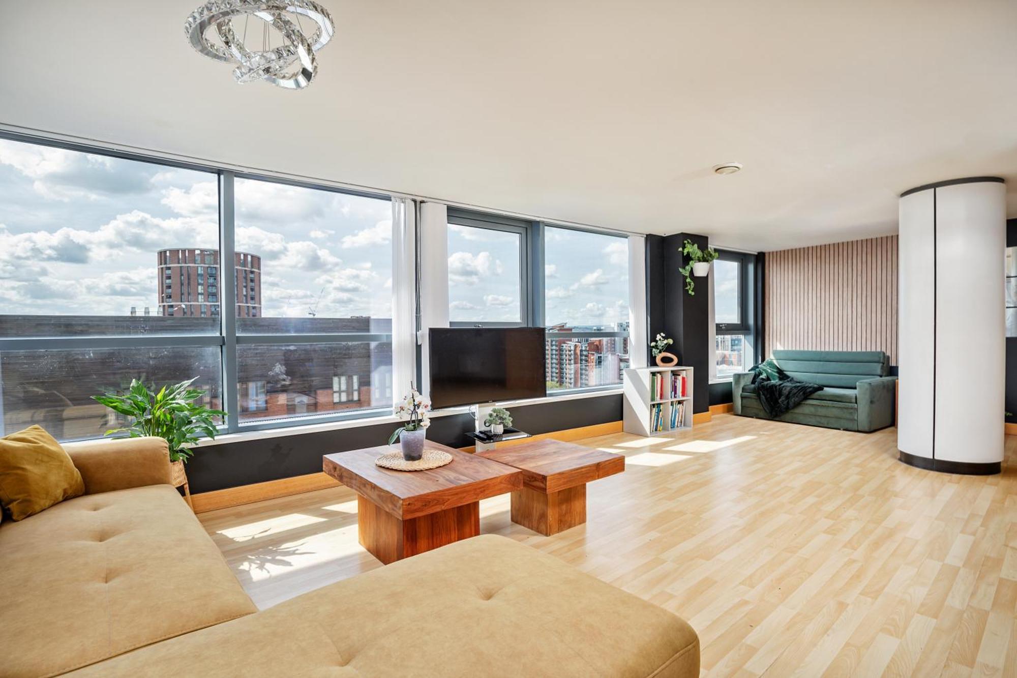 Large Central Penthouse In Leeds Лідс Екстер'єр фото