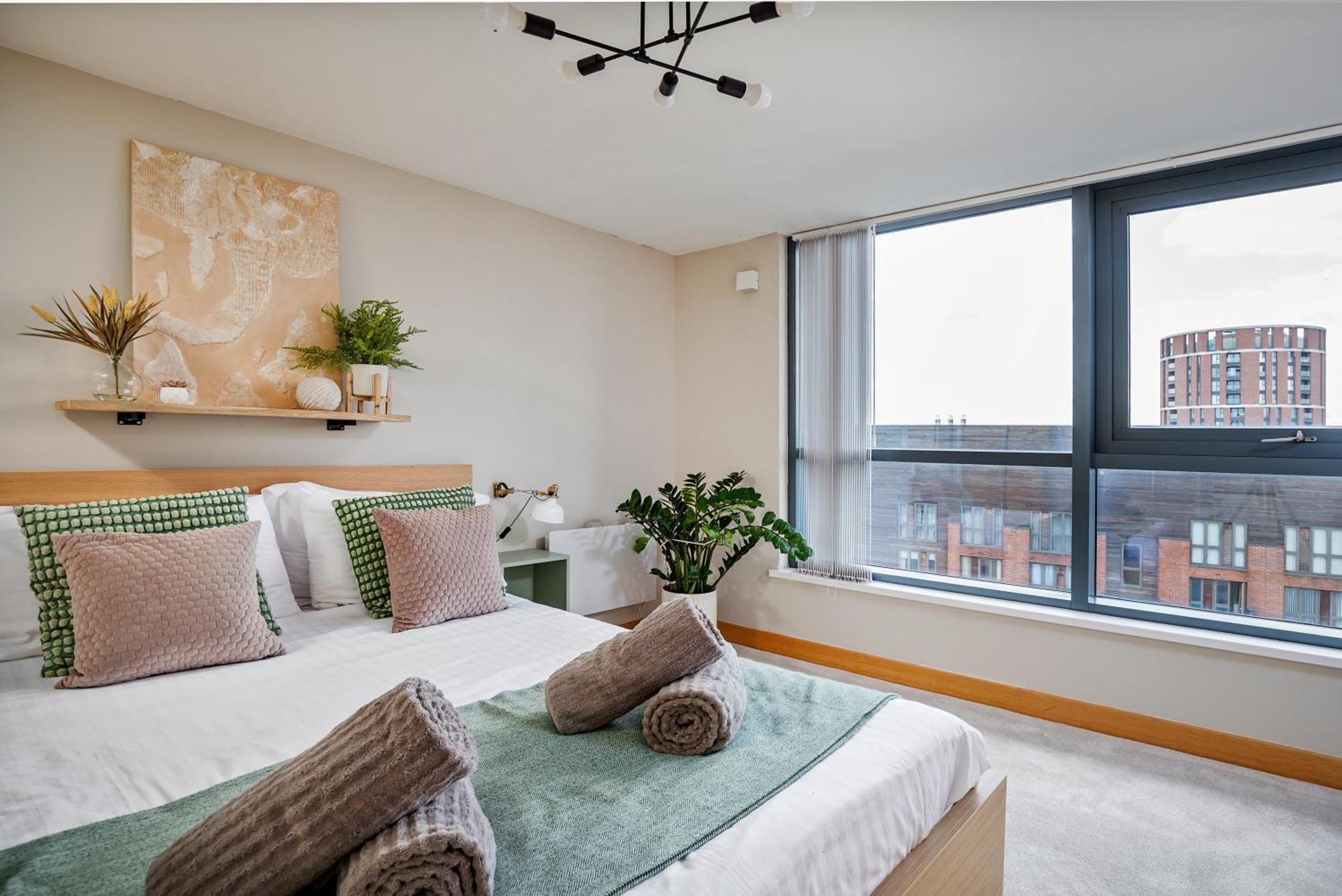 Large Central Penthouse In Leeds Лідс Екстер'єр фото