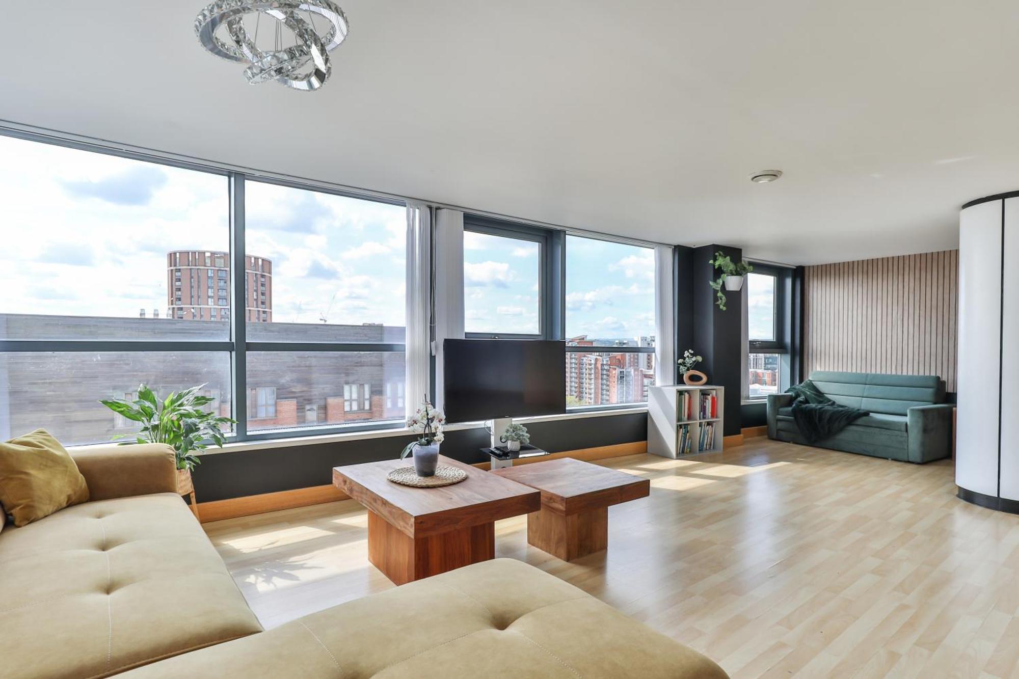 Large Central Penthouse In Leeds Лідс Екстер'єр фото