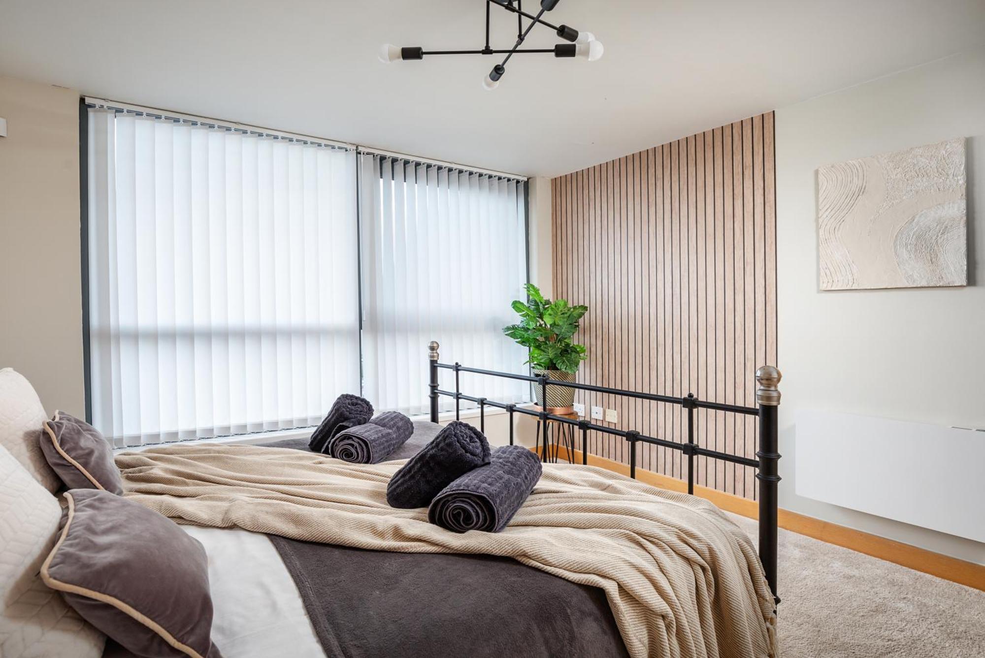 Large Central Penthouse In Leeds Лідс Екстер'єр фото