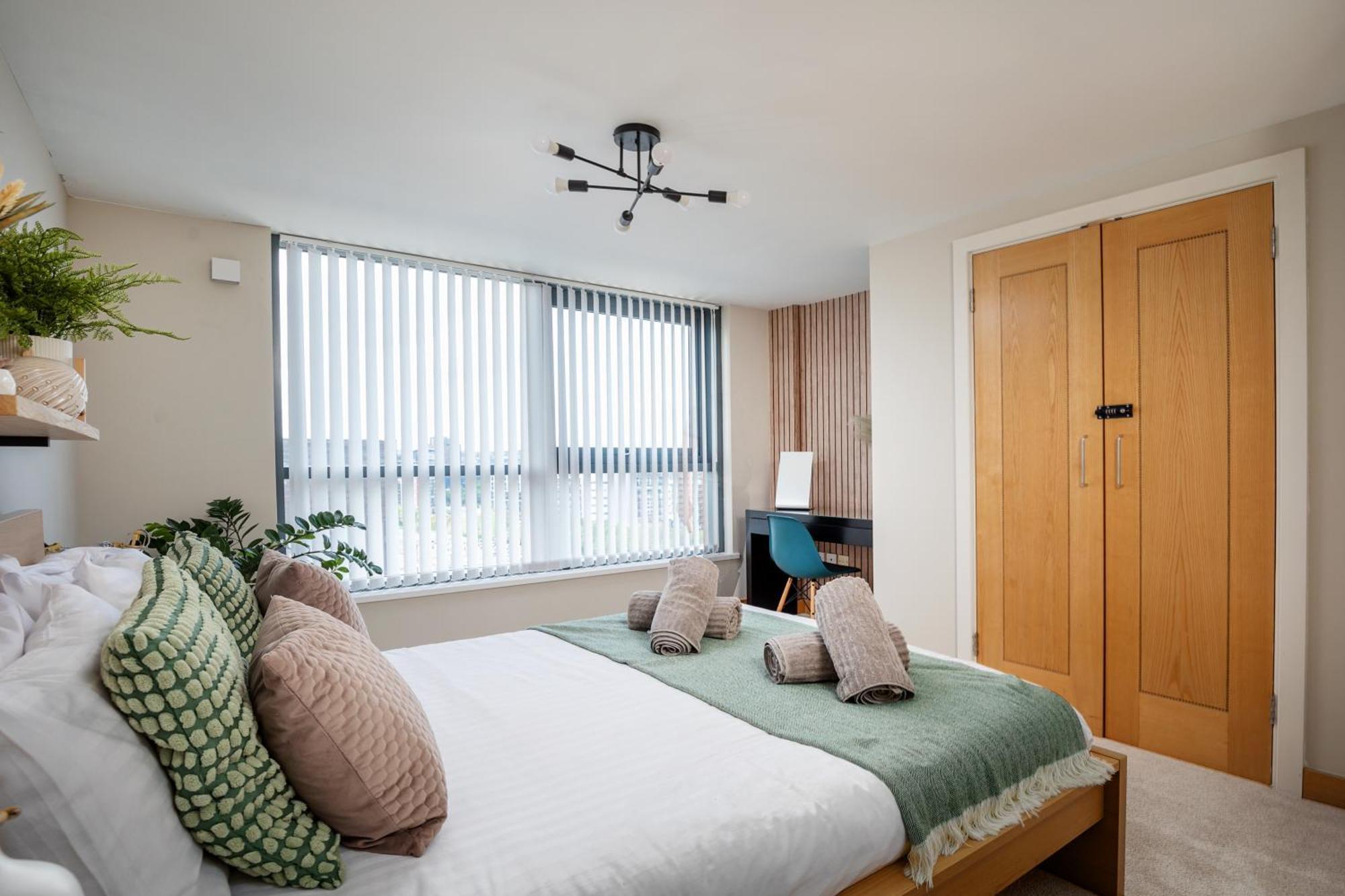 Large Central Penthouse In Leeds Лідс Екстер'єр фото